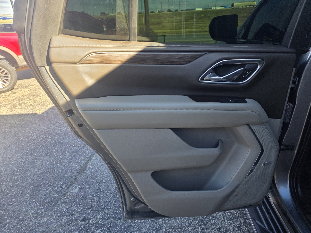 Chevrolet Tahoe 2WD 4dr LT 2021