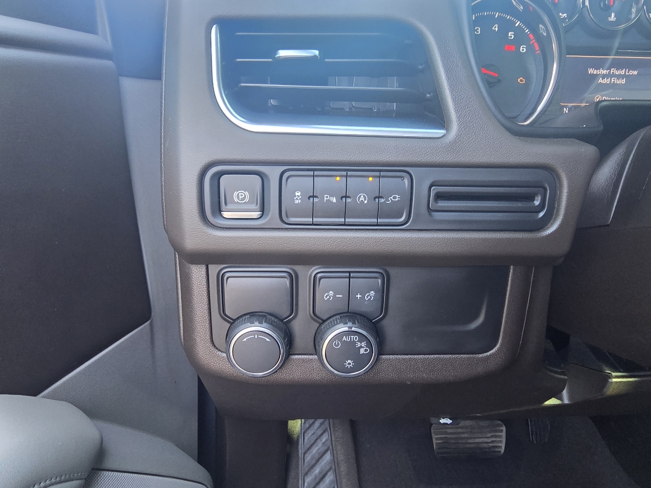 Chevrolet Tahoe 2WD 4dr LT 2021