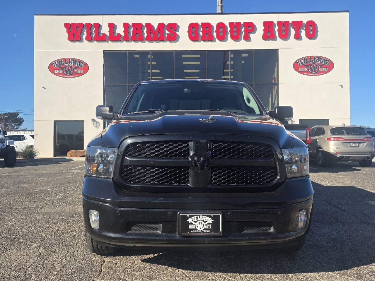 RAM 1500 Classic Lone Star 4x4 Crew Cab 5'7" Box 2019