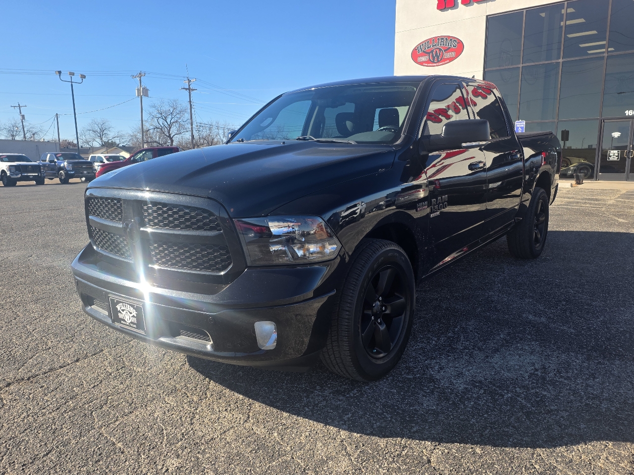 RAM 1500 Classic Lone Star 4x4 Crew Cab 5'7" Box 2019