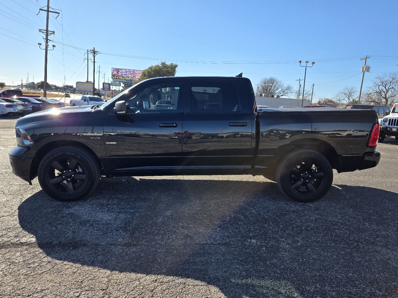 RAM 1500 Classic Lone Star 4x4 Crew Cab 5'7" Box 2019