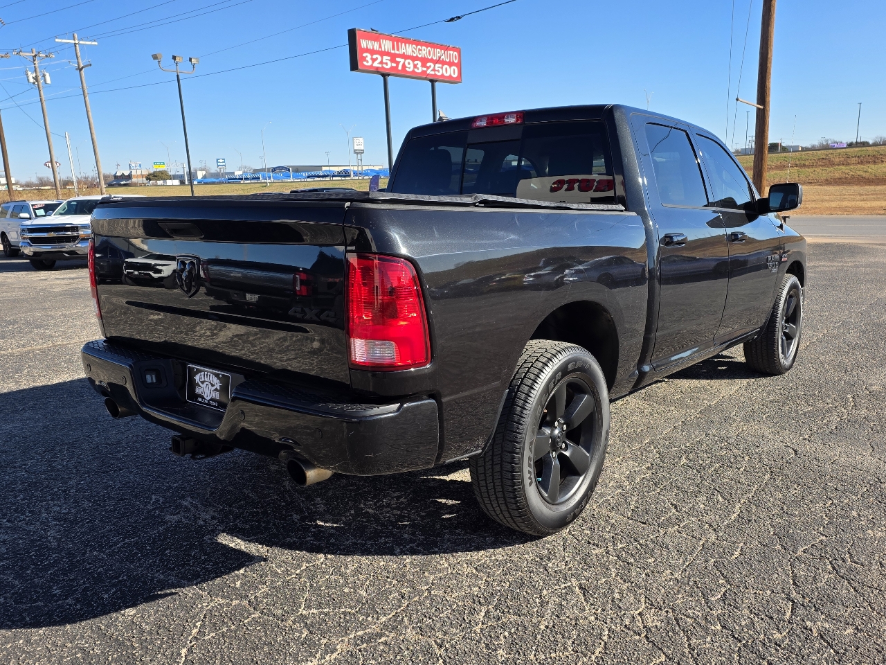RAM 1500 Classic Lone Star 4x4 Crew Cab 5'7" Box 2019