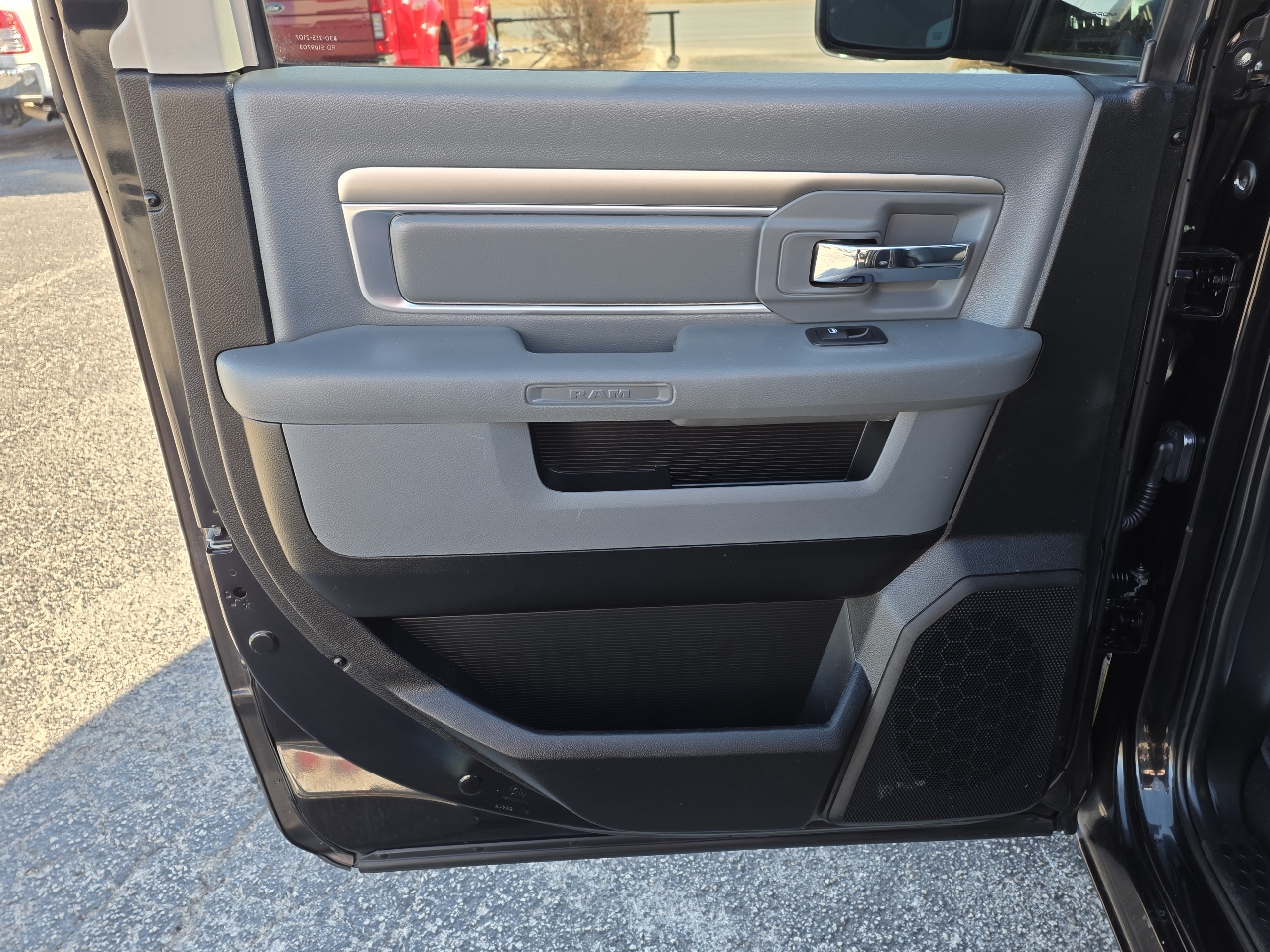 RAM 1500 Classic Lone Star 4x4 Crew Cab 5'7" Box 2019