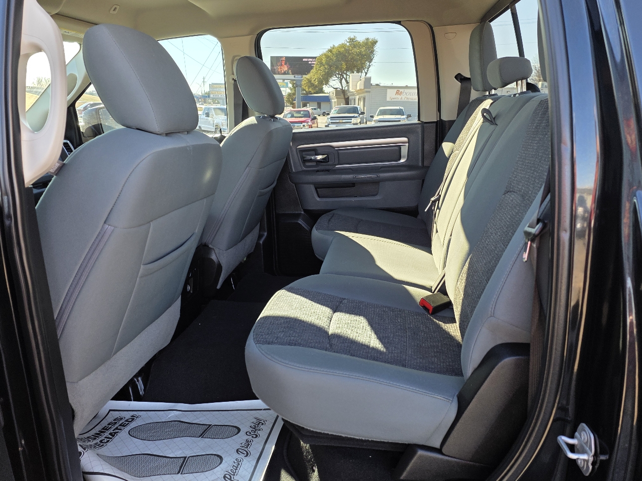 RAM 1500 Classic Lone Star 4x4 Crew Cab 5'7" Box 2019