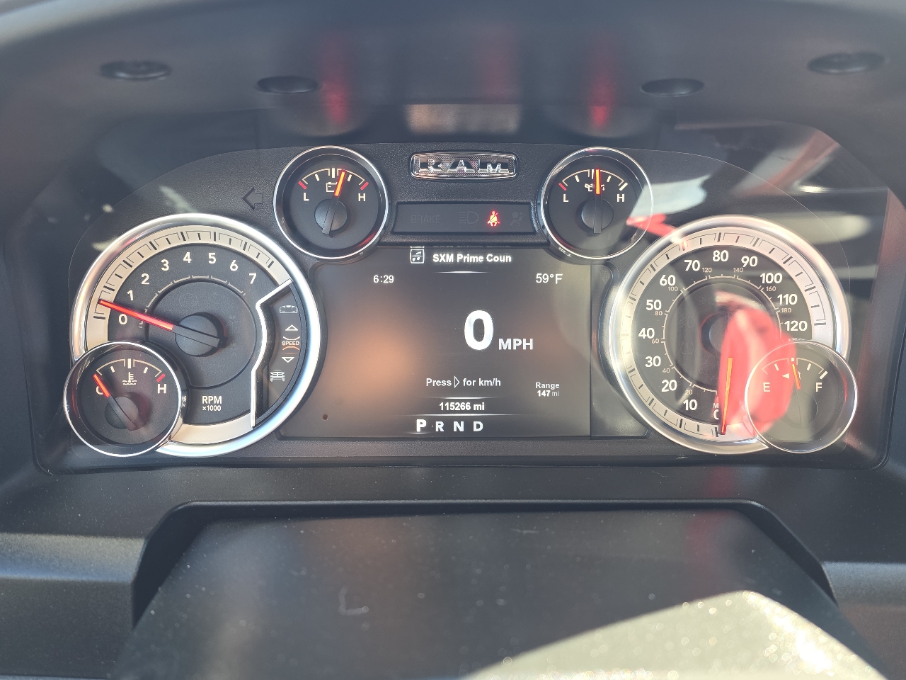 RAM 1500 Classic Lone Star 4x4 Crew Cab 5'7" Box 2019