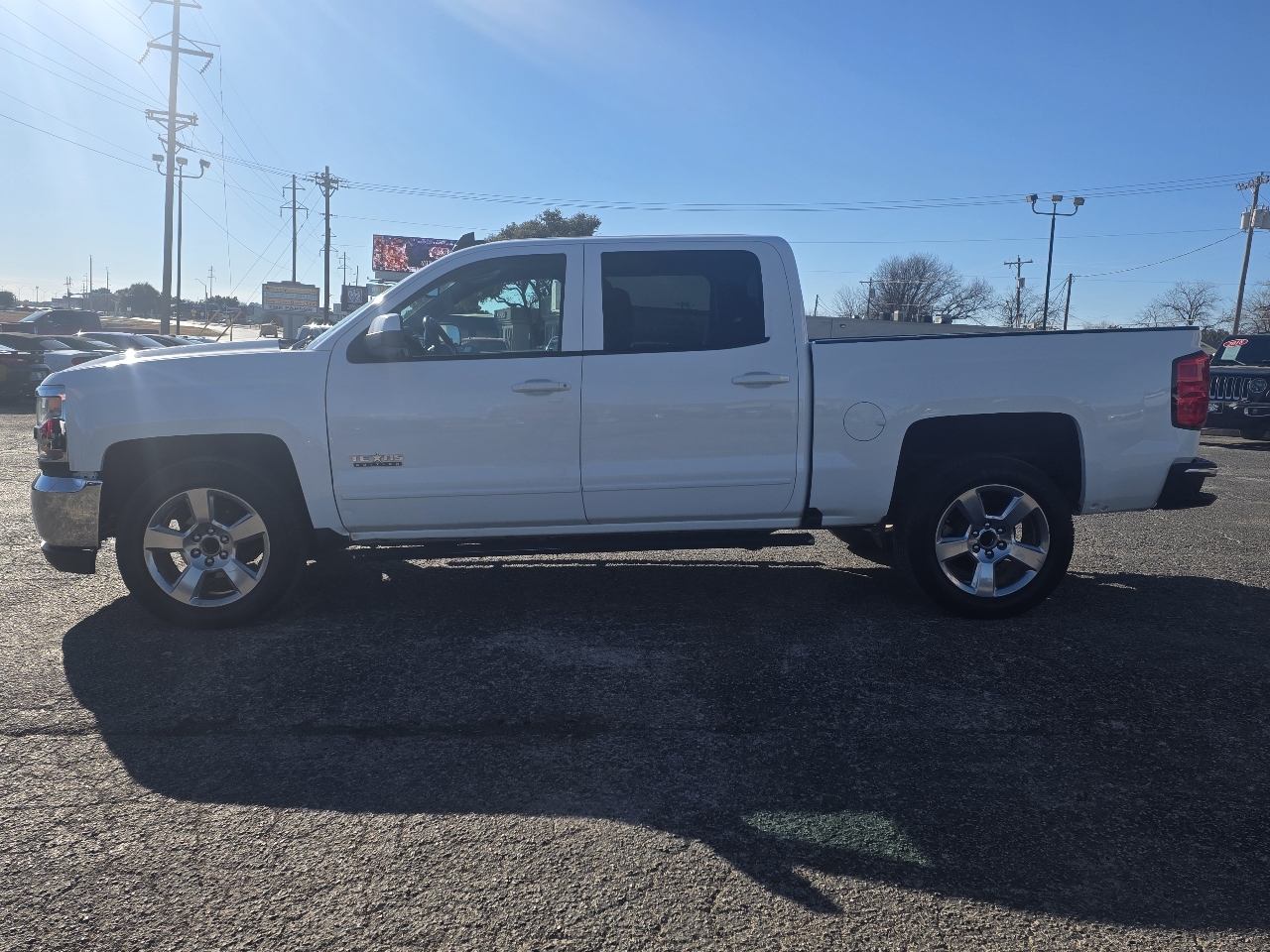 Chevrolet Silverado 1500 2WD Crew Cab 143.5" LT w/1LT 2018