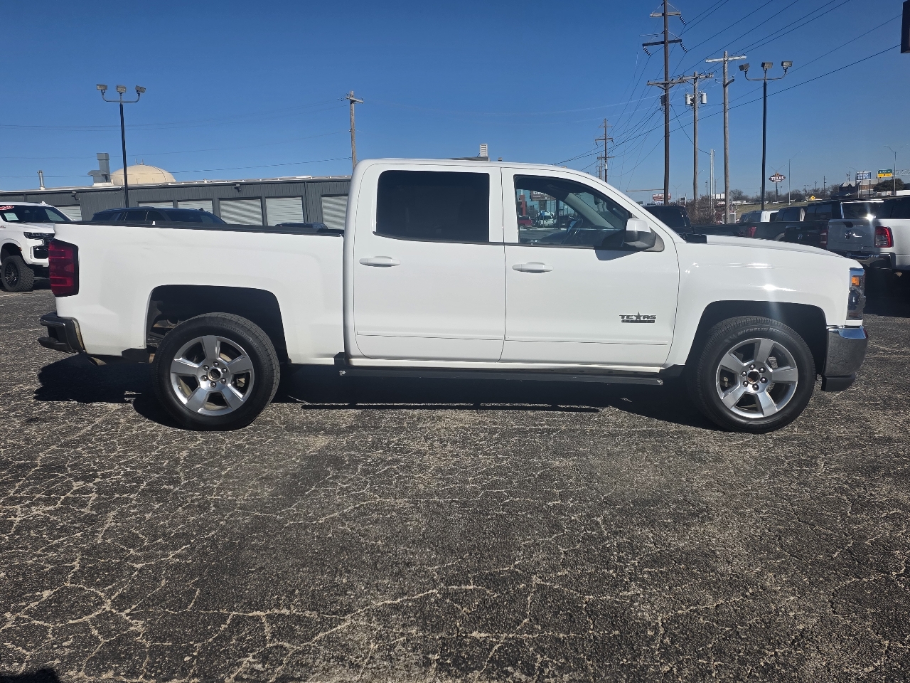 Chevrolet Silverado 1500 2WD Crew Cab 143.5" LT w/1LT 2018