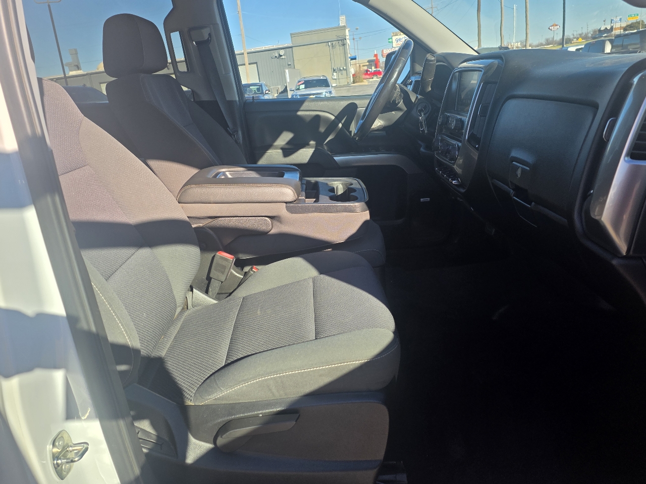 Chevrolet Silverado 1500 2WD Crew Cab 143.5" LT w/1LT 2018