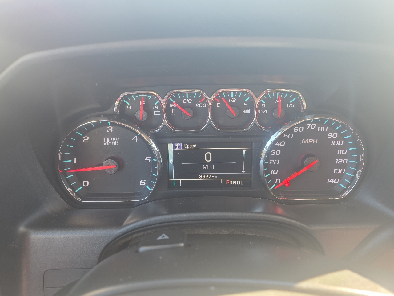 Chevrolet Silverado 1500 2WD Crew Cab 143.5" LT w/1LT 2018