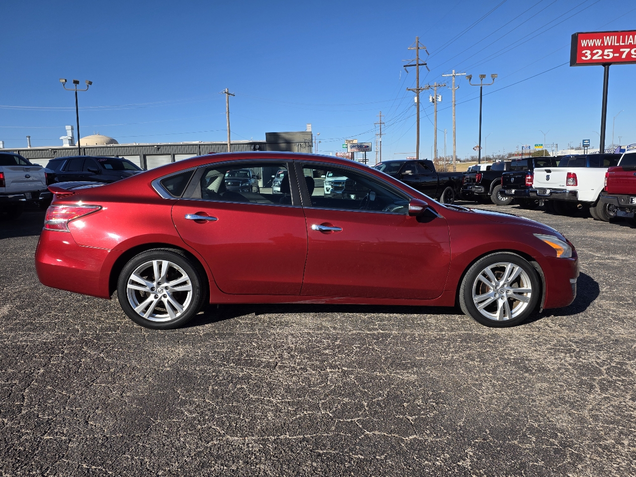 Nissan Altima 4dr Sdn V6 3.5 SL 2015