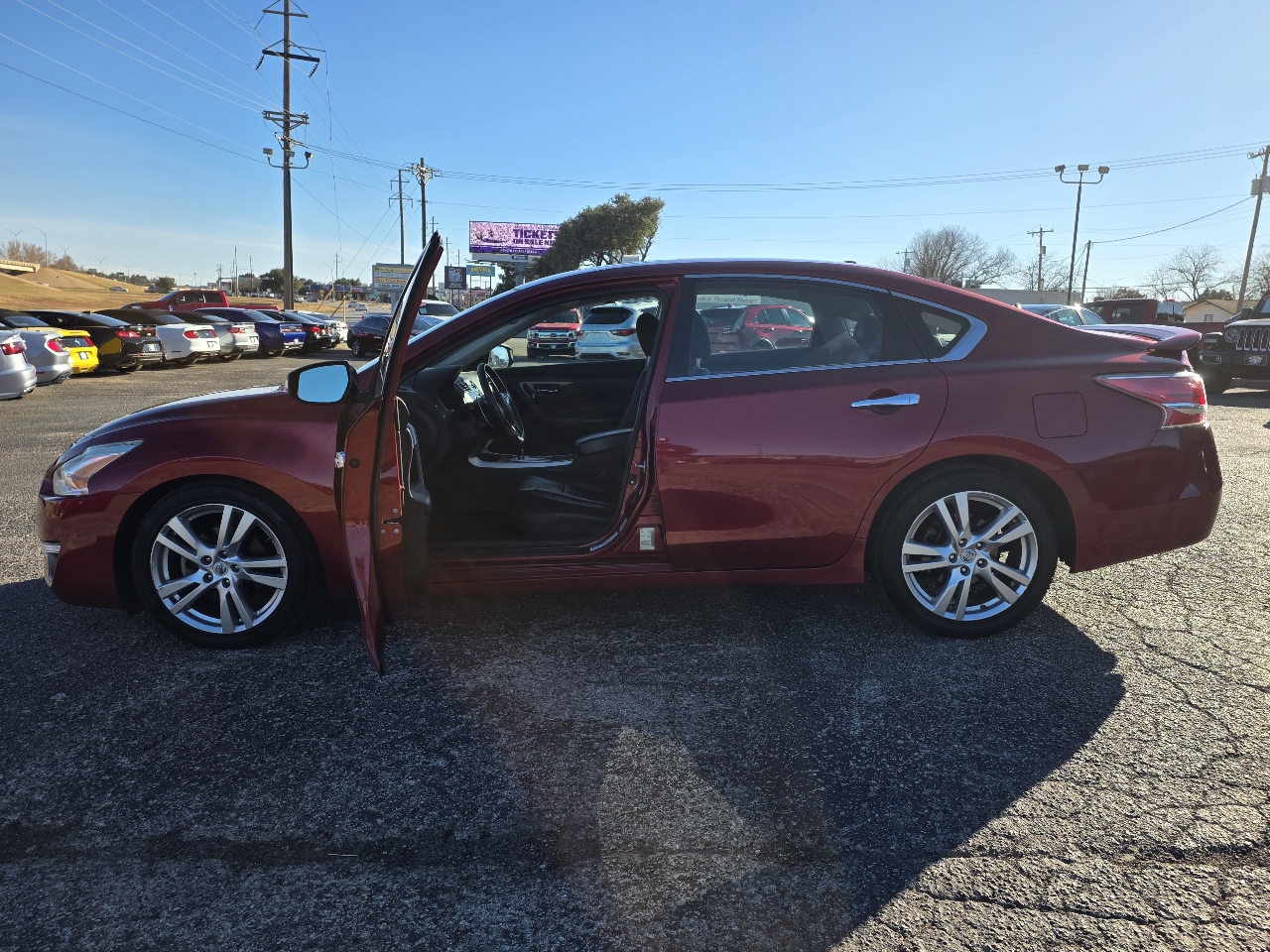 Nissan Altima 4dr Sdn V6 3.5 SL 2015