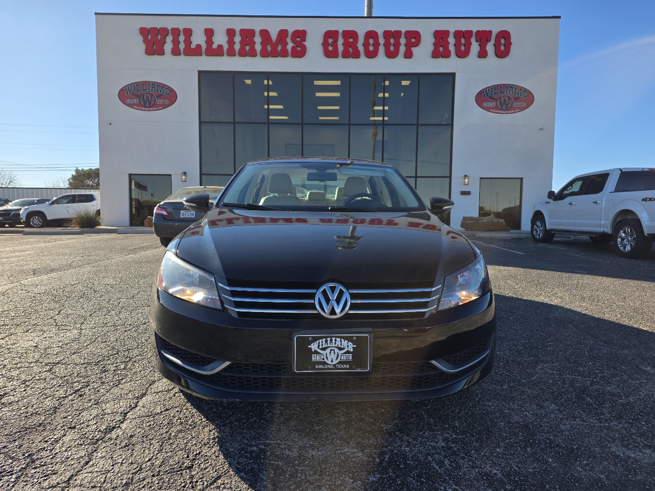 Volkswagen Passat 4dr Sdn 2.5L Auto SE 2012