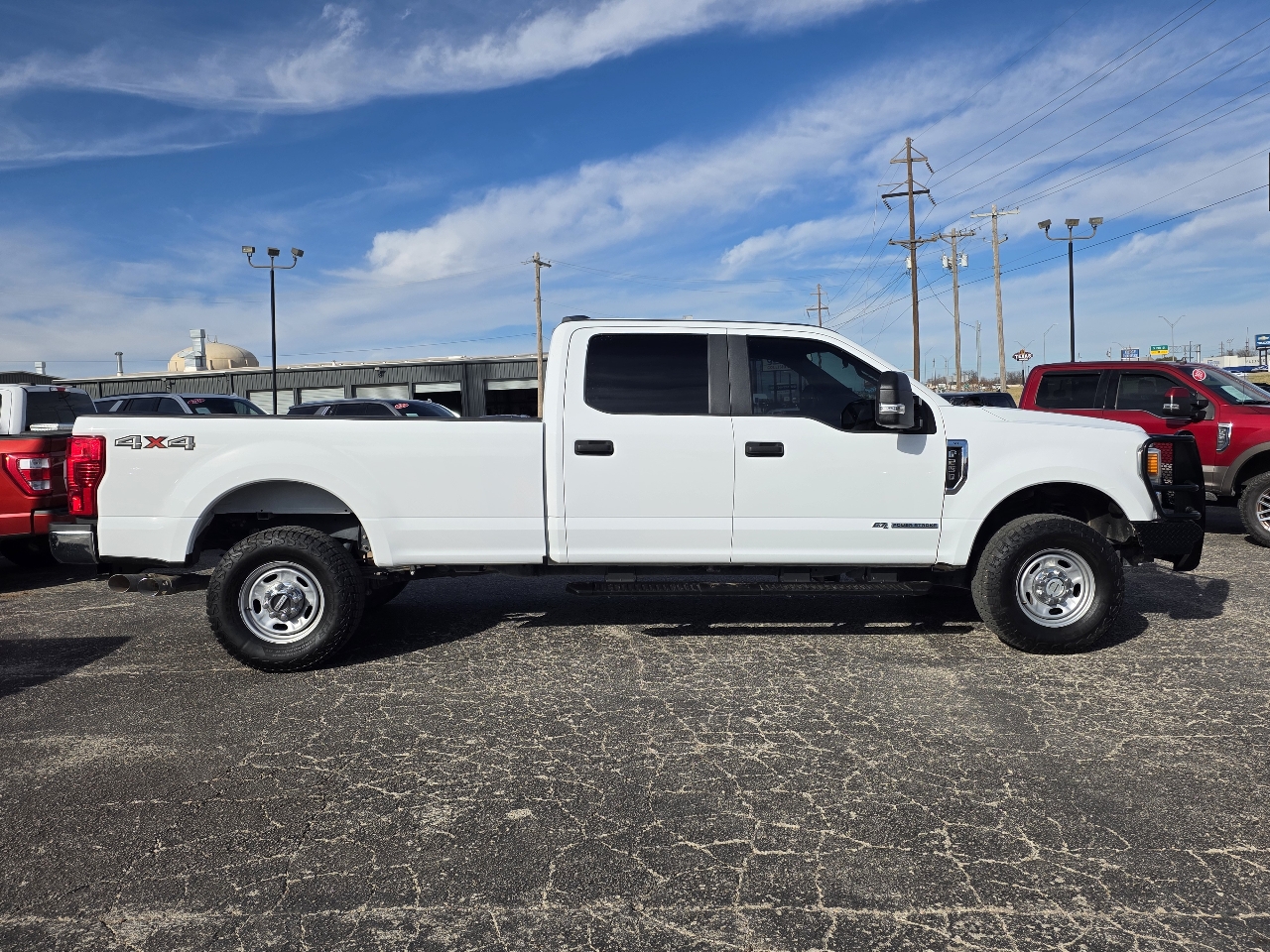 Ford Super Duty F-250 SRW XL 4WD Crew Cab 8' Box 2022