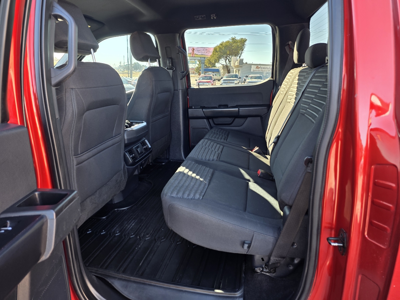 Ford F-150 XL 4WD SuperCrew 5.5' Box 2023