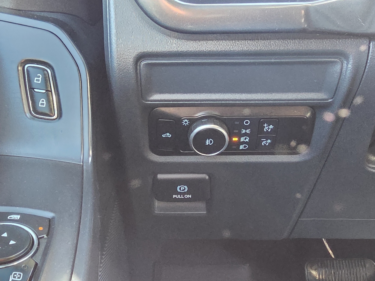 Ford F-150 XL 4WD SuperCrew 5.5' Box 2023