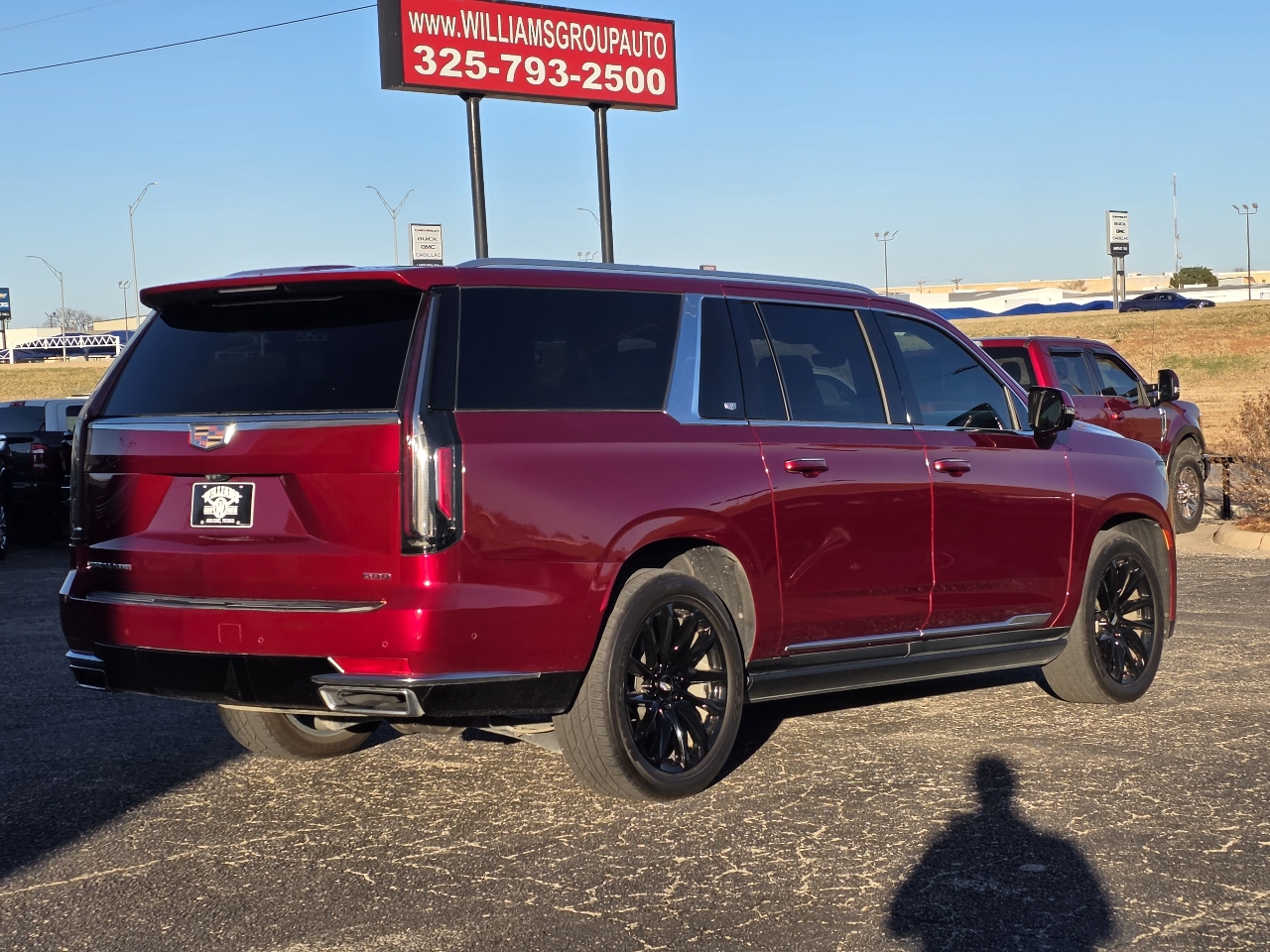 Cadillac Escalade ESV 4WD 4dr Premium Luxury Platinum 2021