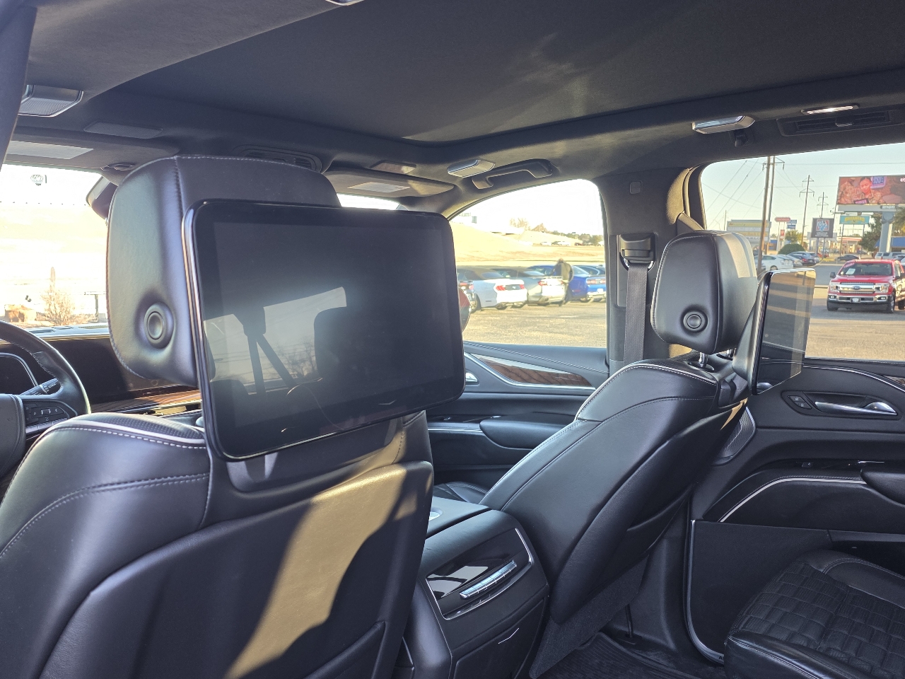 Cadillac Escalade ESV 4WD 4dr Premium Luxury Platinum 2021