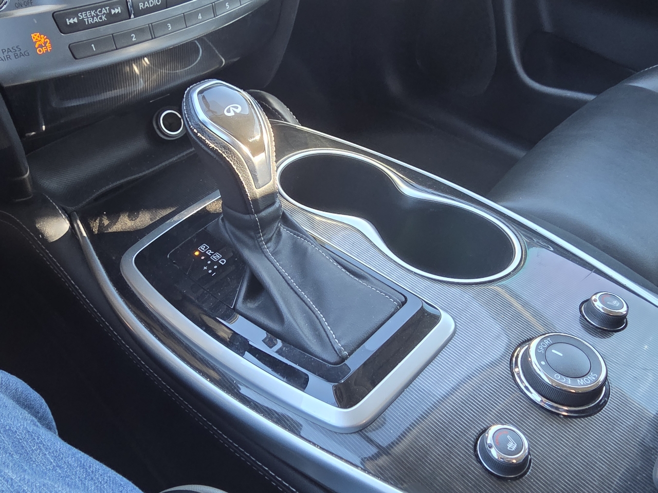 Infiniti QX60 LUXE FWD 2019