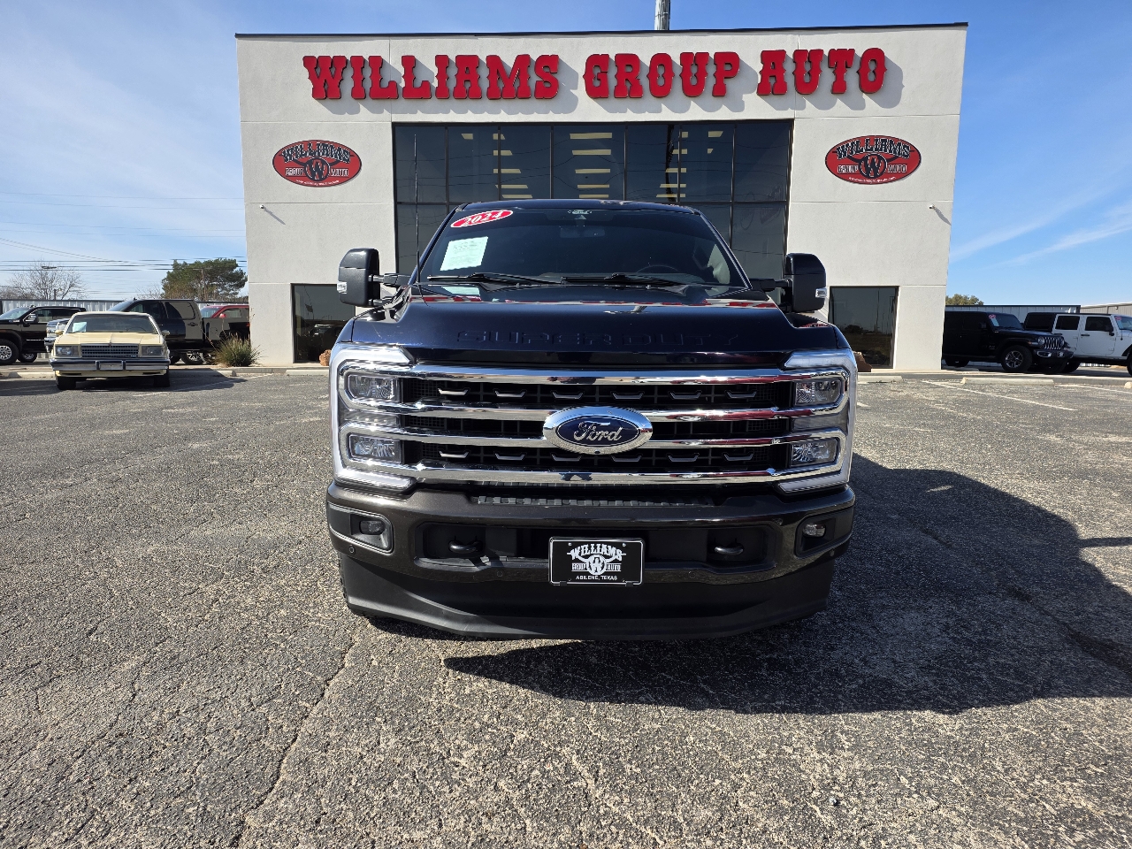 Ford Super Duty F-250 SRW King Ranch 4WD Crew Cab 8' Box 2024