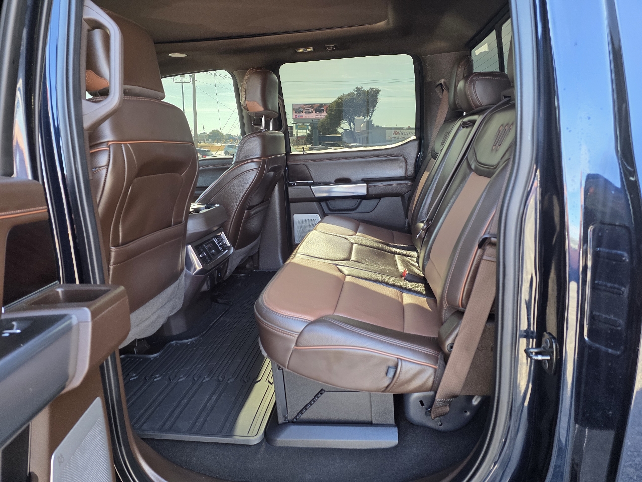 Ford Super Duty F-250 SRW King Ranch 4WD Crew Cab 8' Box 2024