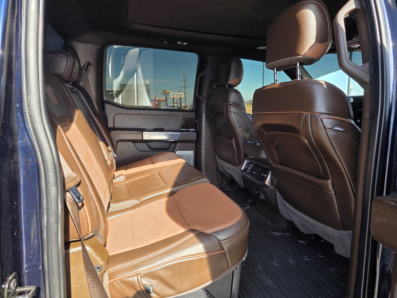 Ford Super Duty F-250 SRW King Ranch 4WD Crew Cab 8' Box 2024