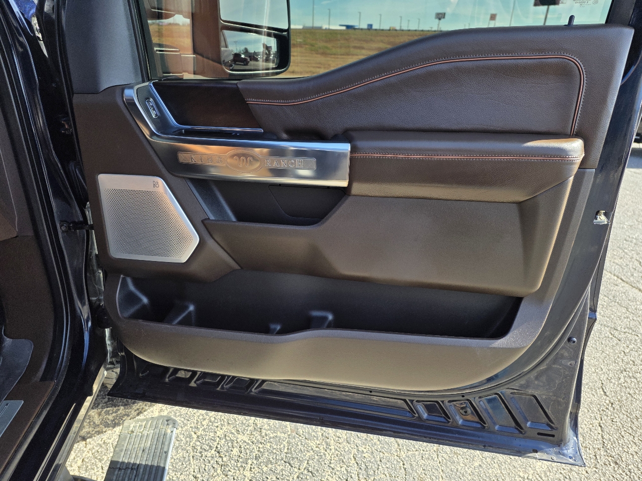 Ford Super Duty F-250 SRW King Ranch 4WD Crew Cab 8' Box 2024