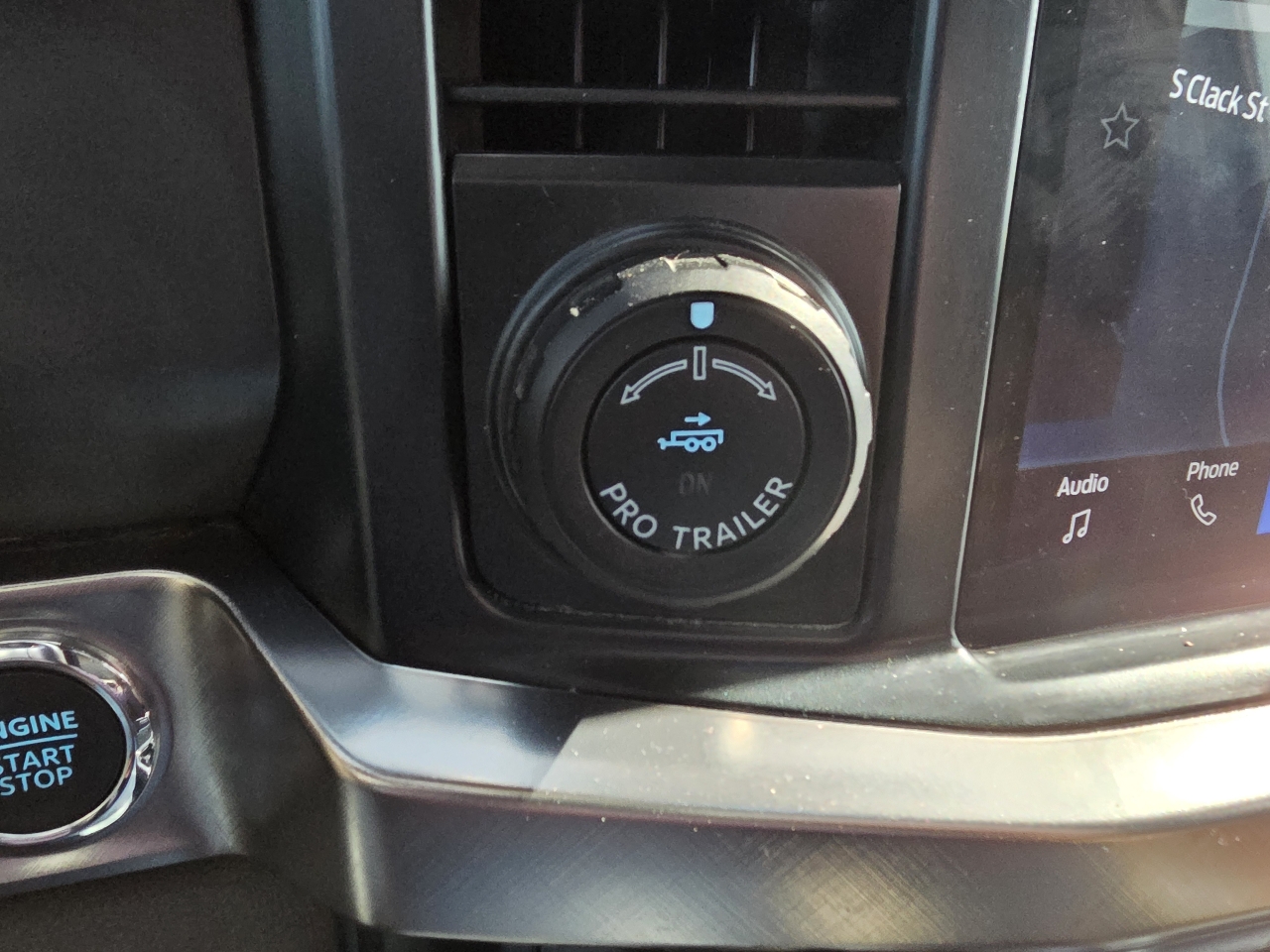 Ford Super Duty F-250 SRW King Ranch 4WD Crew Cab 8' Box 2024