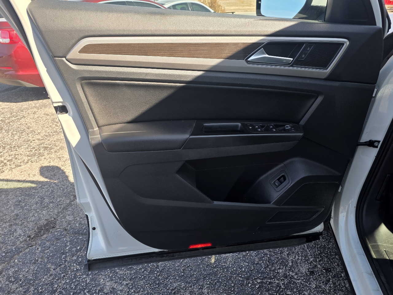 Volkswagen Atlas 3.6L V6 SE w/Technology 4MOTION 2019