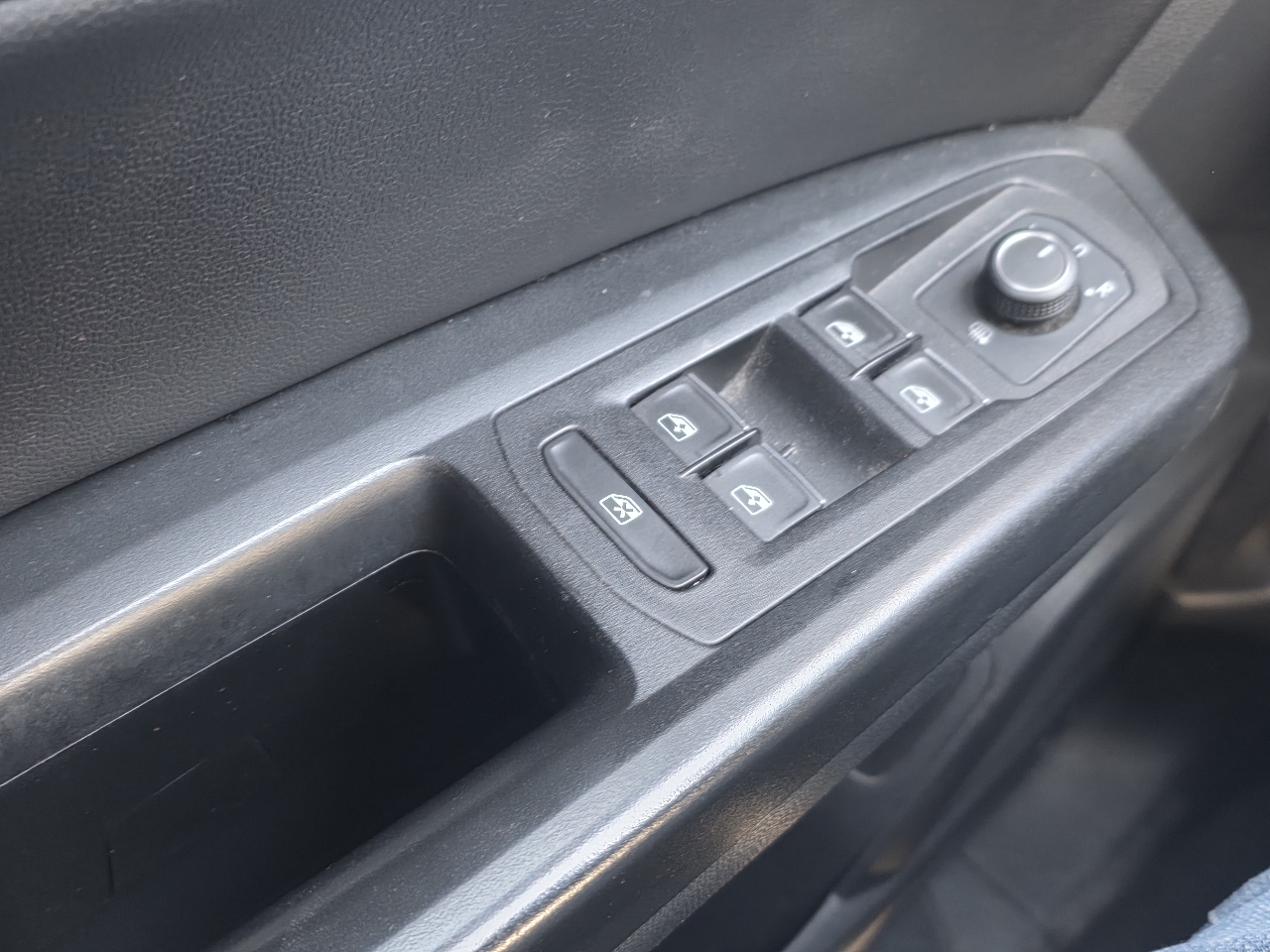 Volkswagen Atlas 3.6L V6 SE w/Technology 4MOTION 2019