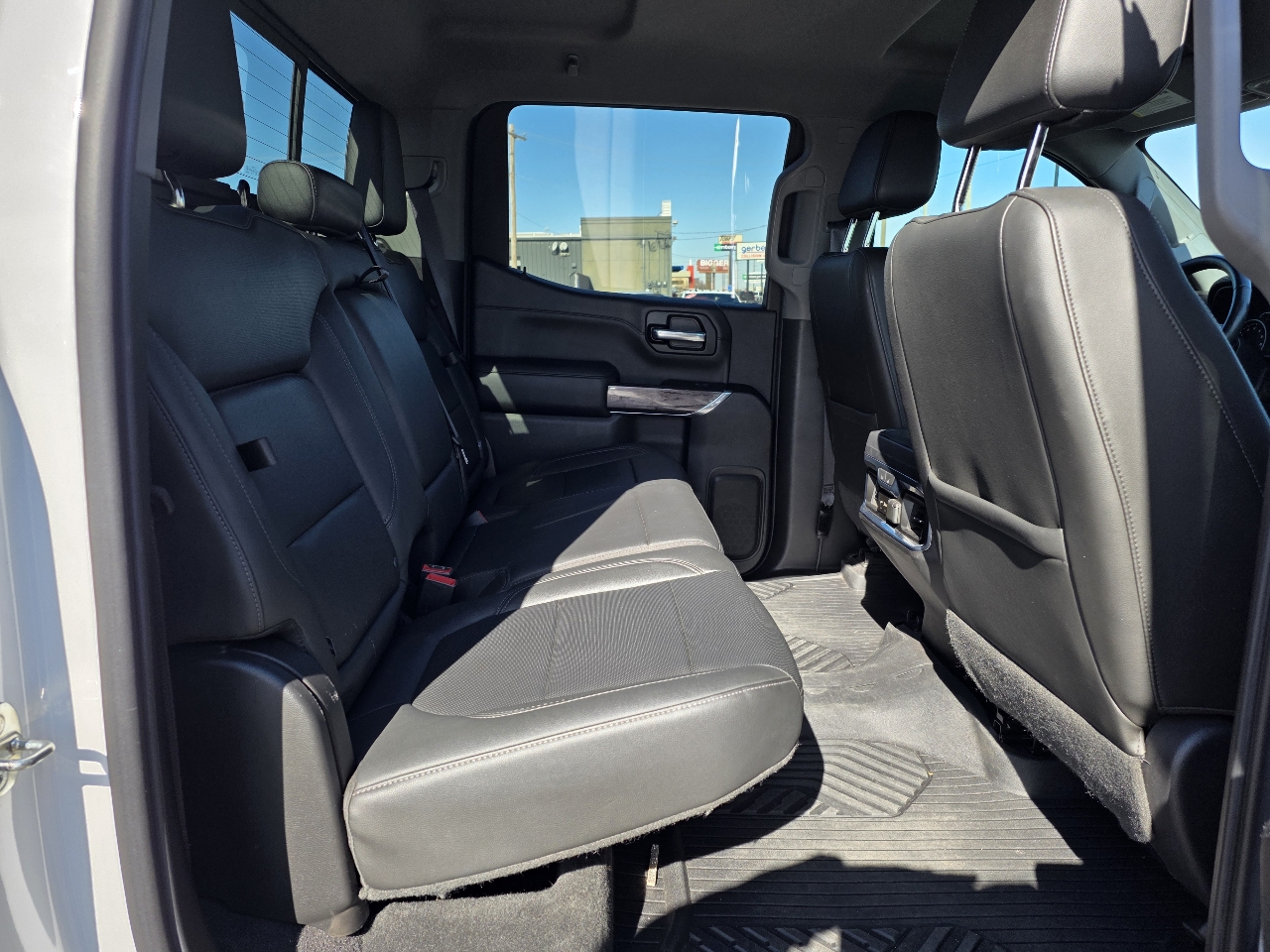 Chevrolet Silverado 1500 4WD Crew Cab 147" LTZ 2020