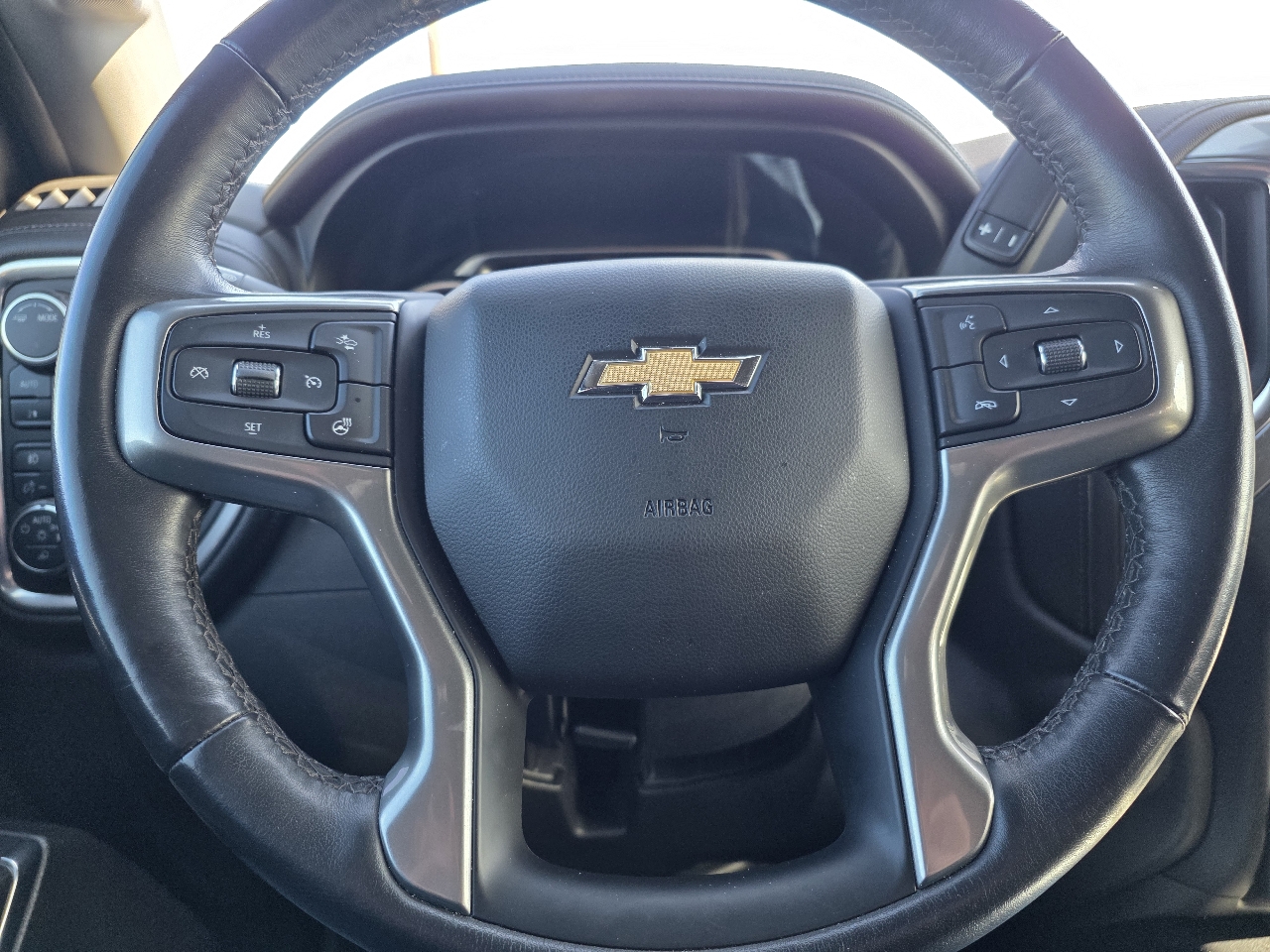 Chevrolet Silverado 1500 4WD Crew Cab 147" LTZ 2020