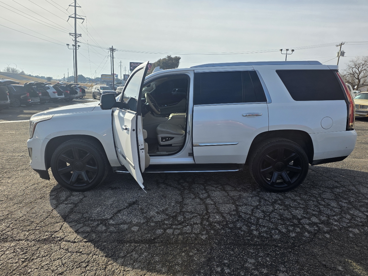 Cadillac Escalade 4WD 4dr Luxury 2017