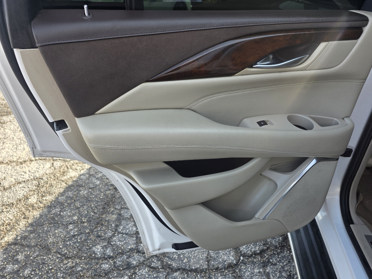 Cadillac Escalade 4WD 4dr Luxury 2017