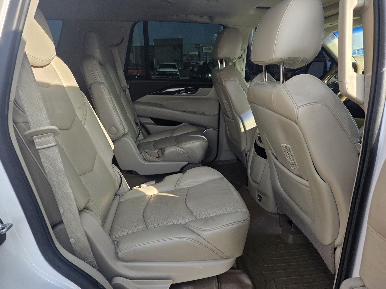 Cadillac Escalade 4WD 4dr Luxury 2017