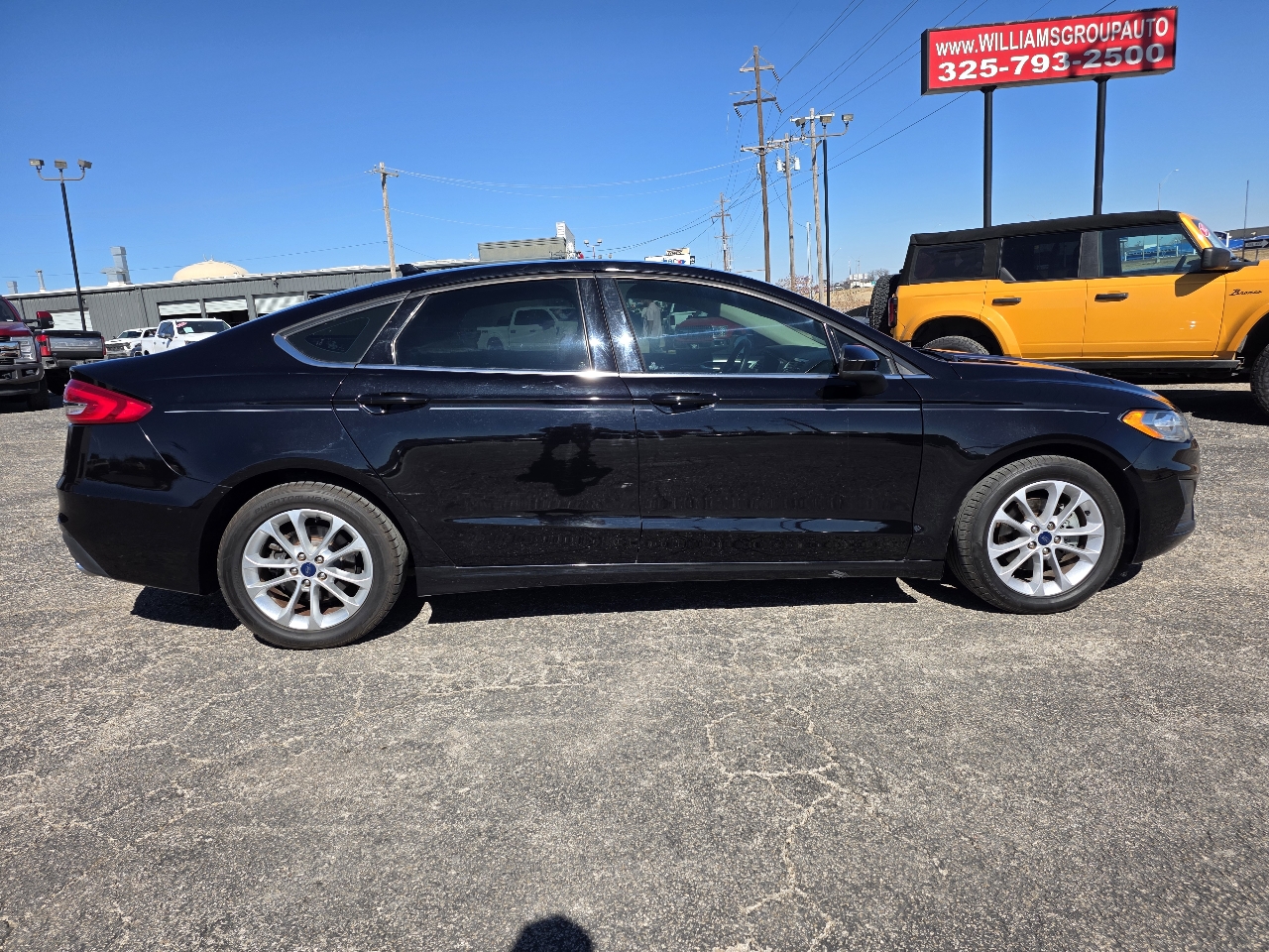Ford Fusion SE FWD 2020