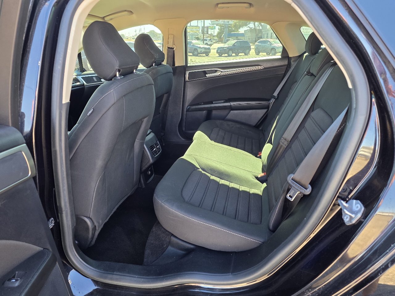 Ford Fusion SE FWD 2020