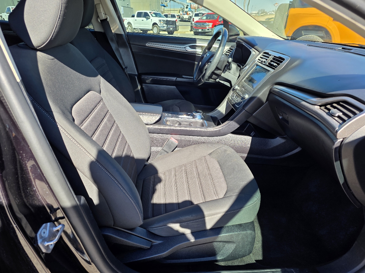 Ford Fusion SE FWD 2020