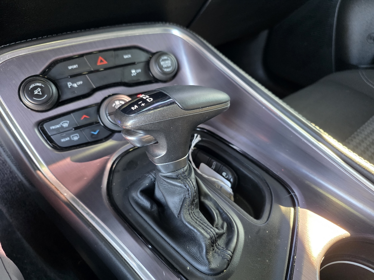 Dodge Challenger 2dr Cpe R/T 2015