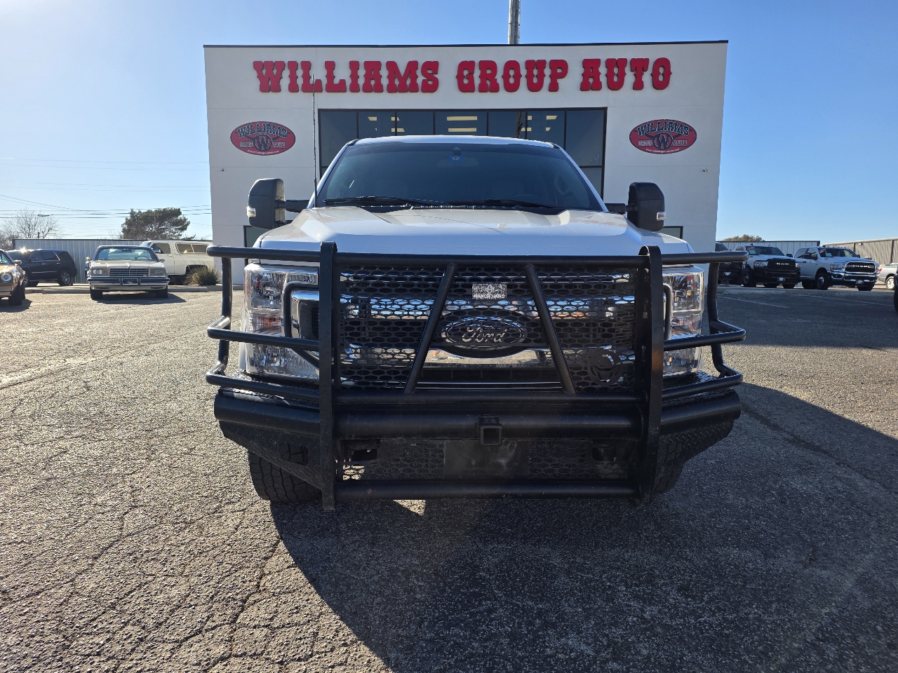Ford Super Duty F-250 SRW XL 4WD Crew Cab 8' Box 2022