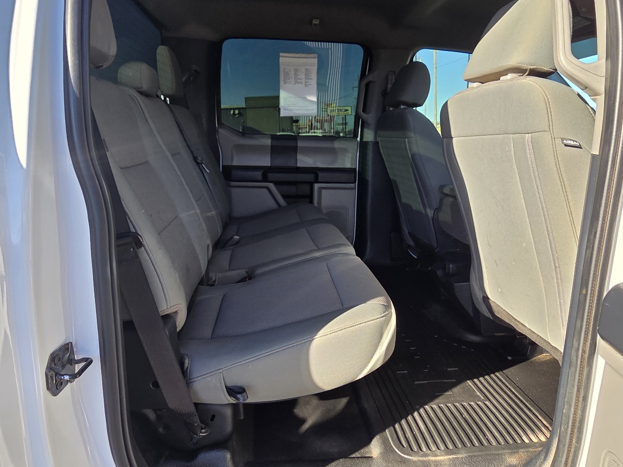 Ford Super Duty F-250 SRW XL 4WD Crew Cab 8' Box 2022