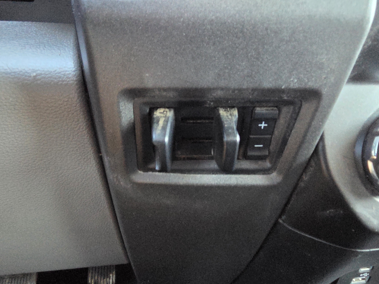 Ford Super Duty F-250 SRW XL 4WD Crew Cab 8' Box 2022