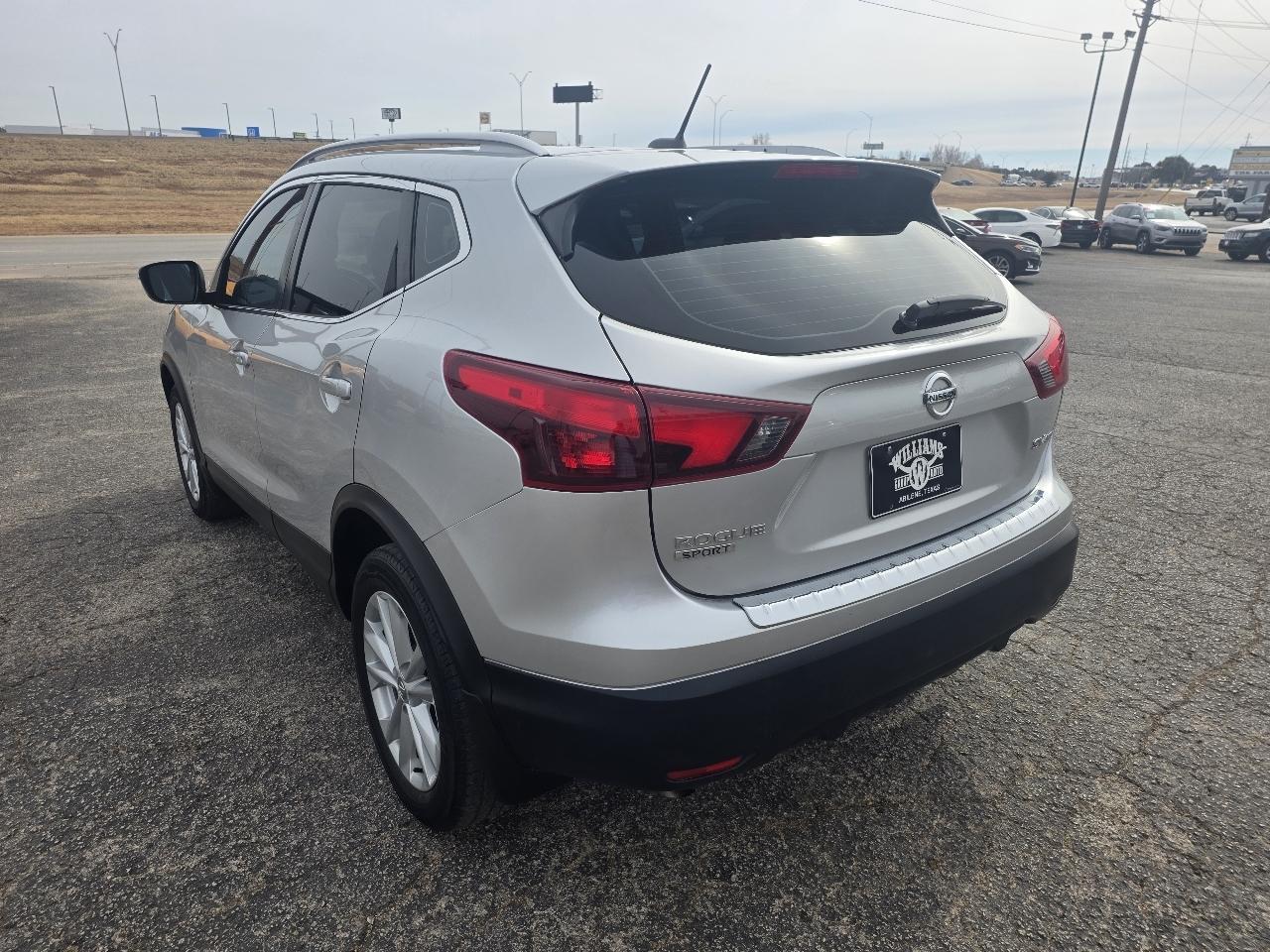 Nissan Rogue Sport AWD SV 2017