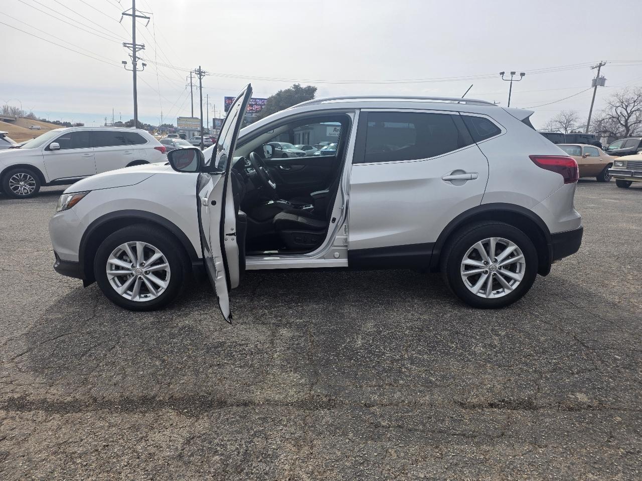 Nissan Rogue Sport AWD SV 2017