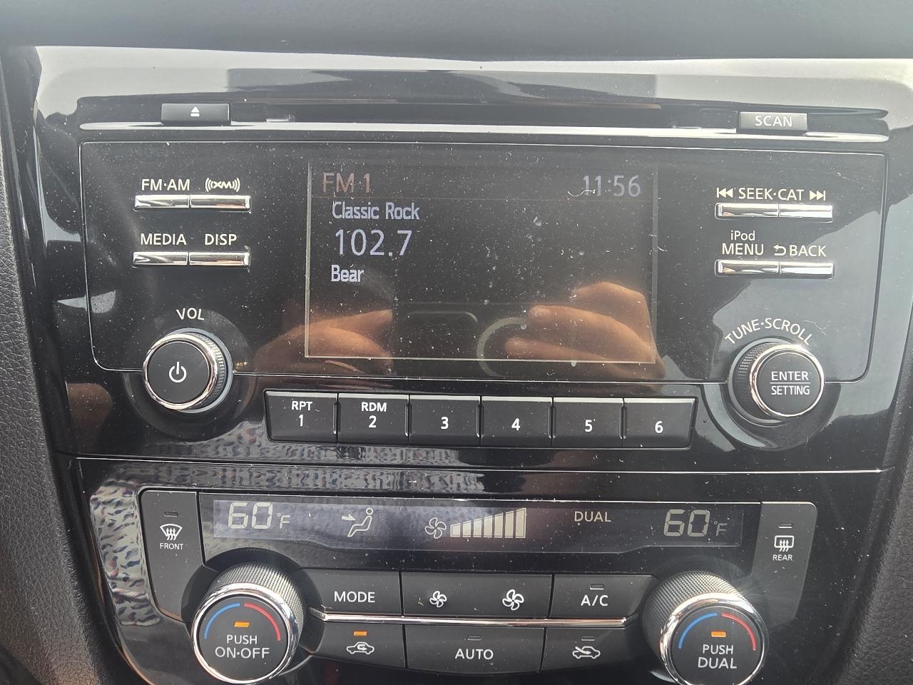 Nissan Rogue Sport AWD SV 2017