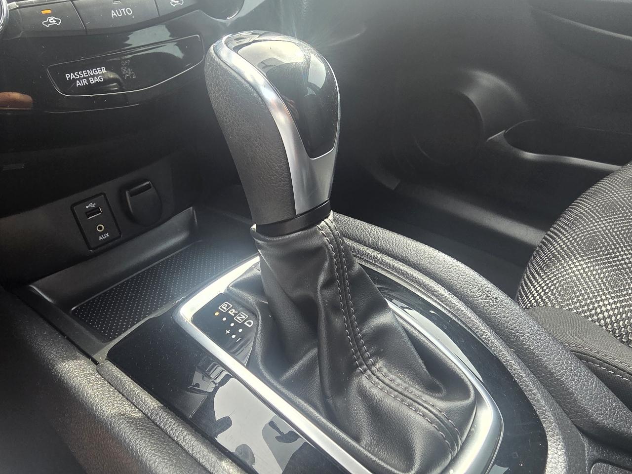 Nissan Rogue Sport AWD SV 2017