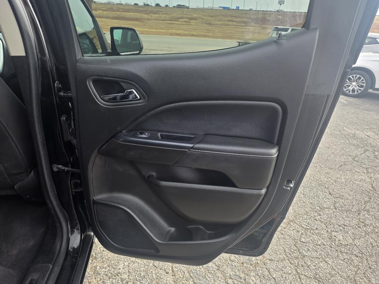 GMC Canyon 2WD Crew Cab 128" SLE 2020