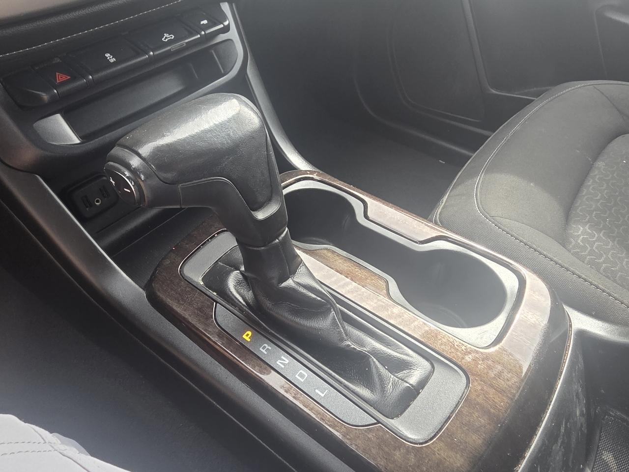 GMC Canyon 2WD Crew Cab 128" SLE 2020