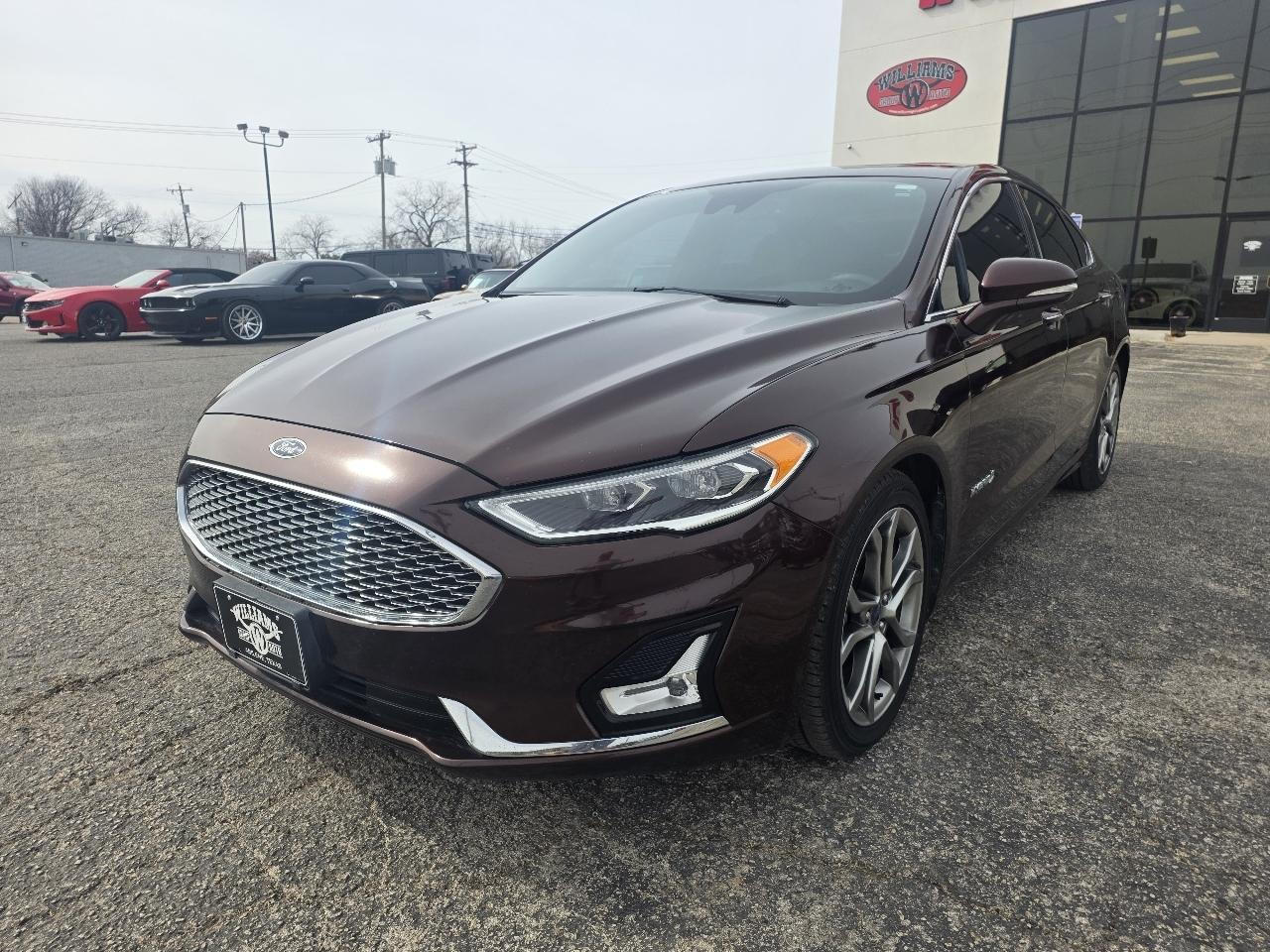 Ford Fusion Hybrid Titanium FWD 2019