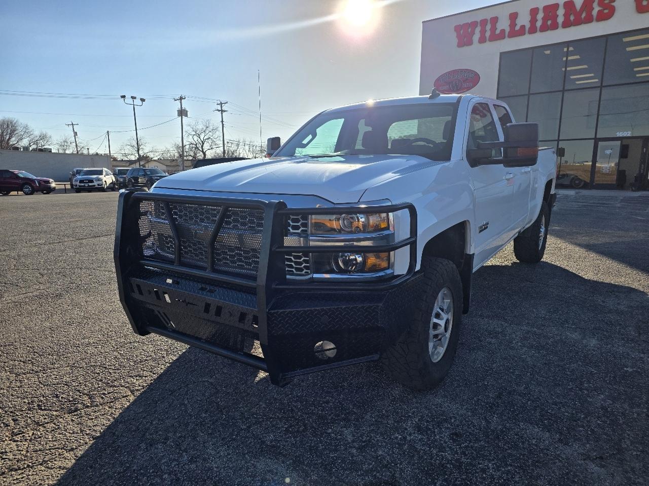 Chevrolet Silverado 2500HD 4WD Double Cab 144.2" LT 2019