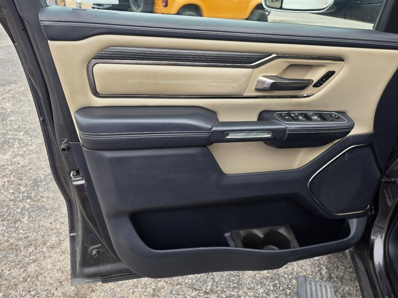 RAM 1500 Limited 4x4 Crew Cab 5'7" Box 2020